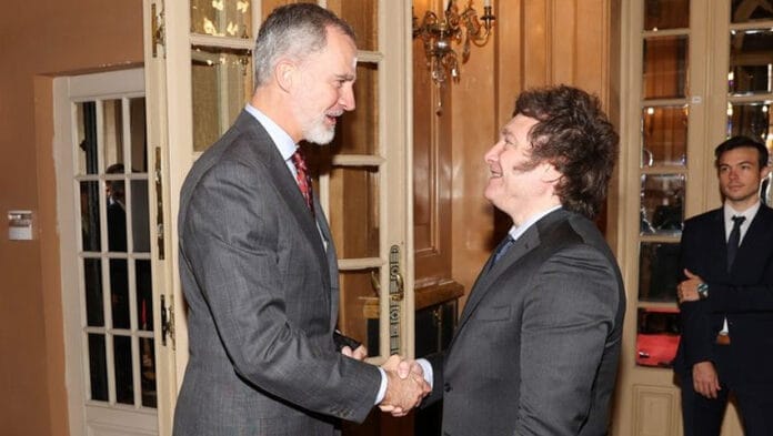 Felipe-VI-y-Milei