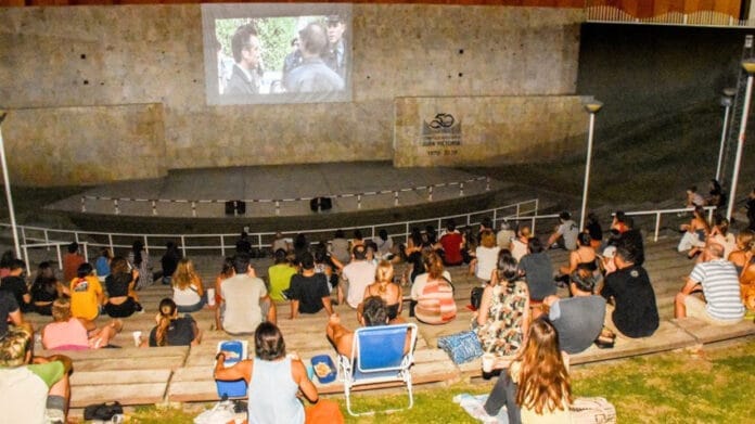 anfiteatro-Buenaventura-Luna-cine