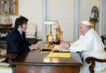 Milei irá al funeral del Papa Francisco el viernes, después de entregar una distinción a un economista
