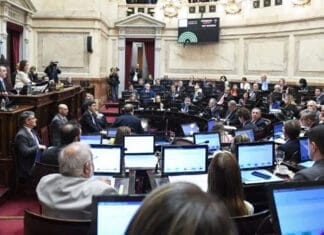 Con cambios, el Senado aprobó la reforma de la Carta Orgánica del Banco Central y volverá a Diputados