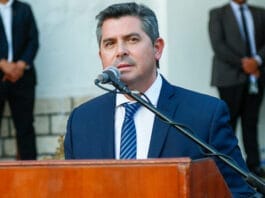 El Gobernador Marcelo Orrego participará de la misa en homenaje a las víctimas del accidente aéreo