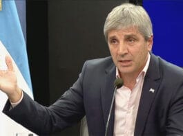Caputo y el presidente de Colombia protagonizaron un cruce por la deuda externa Argentina