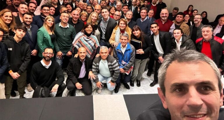Karina Milei en San Juan: fuerte apoyo al sector de José Peluc y trámite en la Secretaría Electoral