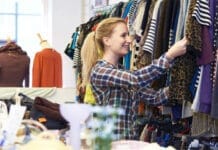 Aseguraron que el precio de la ropa importada cayó un 25% en dólares, pero las ventas no repuntan