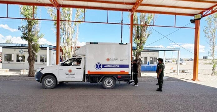 Ambulancia-de-Chile-a-San-Juan