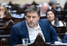 Santoro: "Esta elección es una oportunidad para ponerle un límite a Milei"