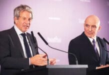 Gobierno lanzó el régimen de Inocencia Fiscal para argentinos con dólares en el colchón