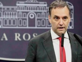 Otro viaje millonario de Adorni: habría gastado miles de dólares en un lujoso hotel de Bariloche