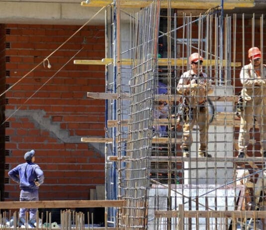 Solo 4 provincias crearon empleo en enero, contra 100.000 puestos que se perdieron en el resto del país