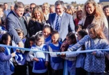 El Gobernador Orrego inauguró un moderno edificio para la educación inicial en 25 de Mayo