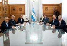 Gobierno inició reuniones con mandatarios provinciales en Casa Rosada