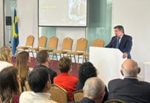 El Gobernador Orrego disertó en importante encuentro minero