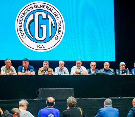 La CGT reclamó al Gobierno discutir presencialmente el salario mínimo ante el deterioro de ingresos
