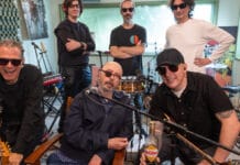 Indio Solari volvió al estudio junto a Los Fundamentalistas del Aire Acondicionado