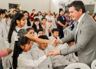 El Gobernador Orrego amplió el Plan Educativo de San Juan con 50.000 computadoras para alumnos y docentes