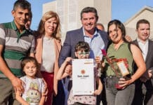 En Jáchal, Orrego entregó 83 viviendas, anunció un pavimento clave y reafirmó el compromiso con la producción sanjuanina