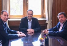 Santilli recibió a Weretilneck y sumó un nuevo apoyo para la reforma laboral de Milei