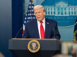 Trump afirmó que Irán no puede "chantajear" a Estados Unidos con el cierre del estrecho de Ormuz