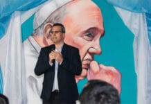 Rawson rindió homenaje al Papa Francisco