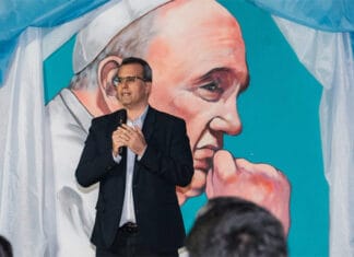 Rawson rindió homenaje al Papa Francisco