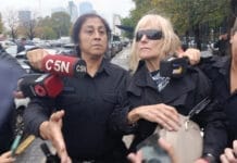 Declararon las dos jubiladas que le vendieron el departamento a Adorni