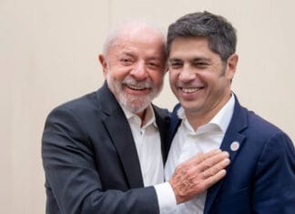 Kicillof mantuvo encuentros con Lula da Silva y Pedro Sánchez en la cumbre de progresistas en España