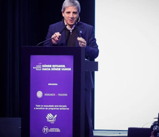 Caputo anticipó que la inflación de mayo será más baja que la de abril y vaticinó la reelección de Milei