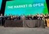 Orrego activó la campana que marcó la apertura del mercado bursátil de Toronto desde la Expo Minera
