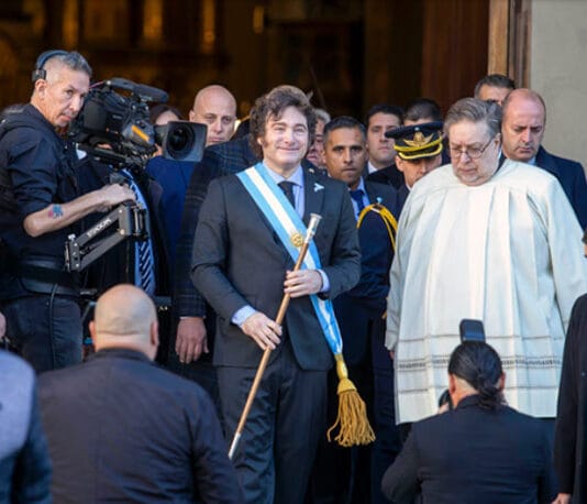El Presidente Milei participó del Tedeum con su Gabinete y autoridades legislativas