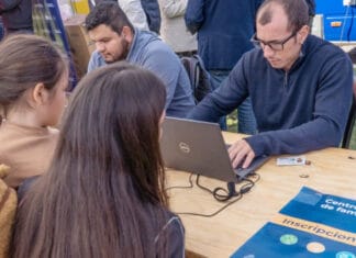 Continúan inscripciones en Centros de Familia y Centros Faro para beneficiarios
