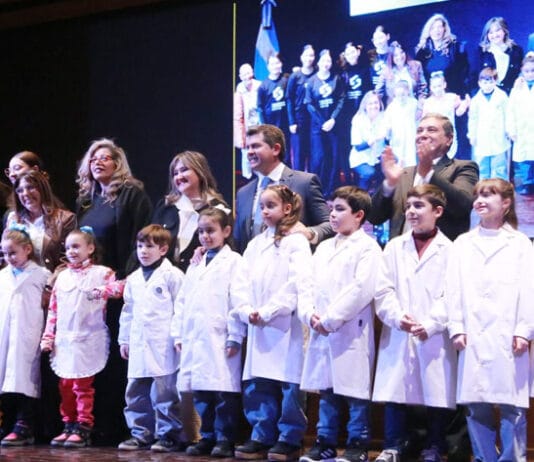 El Gobernador Orrego destacó avances educativos y reconoció a quienes impulsan el San Juan del futuro