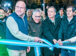 Rivadavia inauguró la cuarta parada de colectivo climatizada