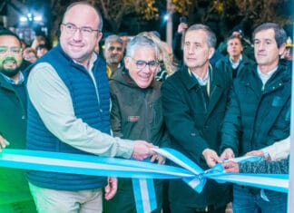 Rivadavia inauguró la cuarta parada de colectivo climatizada