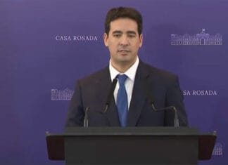 Ravier se presentó oficialmente como vocero y dijo que es "un honor ser la voz del presidente"