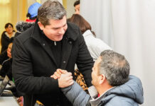 Orrego visitó San Juan Cerca en Pocito: se incorporó regularización dominial y prevención médica
