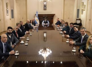 Milei volvió a Casa Rosada después de 24 días para encabezar una nueva reunión de Gabinete