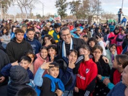 Más de 3.000 personas dieron inicio a los festejos por el Día del Niño en Rawson