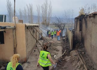 Pocito desplegó todos sus equipos ante los incendios provocados por el viento Zonda