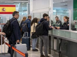 Por la crisis migratoria en Ceuta, España volvió a controlar viajeros de Italia