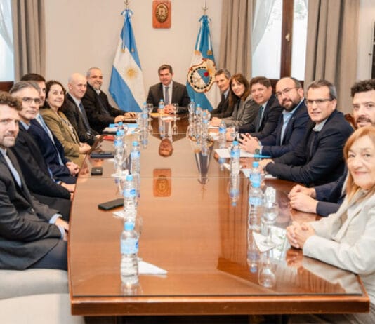 Orrego selló una alianza con Unicef para fortalecer la protección integral de niñas, niños y adolescentes