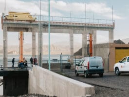 Tras 10 años de abandono, volvió a operar el descargador de fondo del Dique Cuesta del Viento