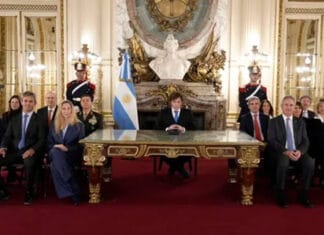 Milei anunció sanciones para empresas que operen en Malvinas y la construcción de una base en Tierra del Fuego
