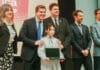 Más de 2.700 estudiantes de cuatro departamentos recibieron sus computadoras