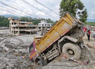 Ascendió a 1.252 la cifra de muertos tras el colapso glaciar en Nepal