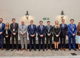 Orrego presentó la Fiesta Nacional del Sol 2026 en Buenos Aires