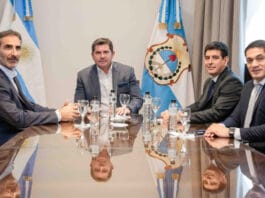 Se reunieron con el Gobernador de San Juan autoridades de JetSMART