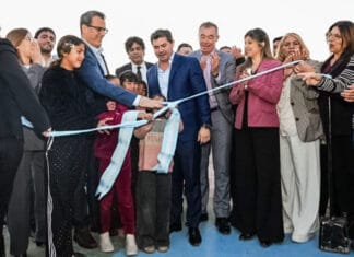 En el aniversario de Rawson, Orrego anuncio la pavimentación de calle Abraham Tapia