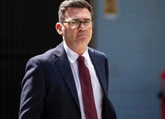El Gobierno británico advirtió a Milei: "Nuestras Fuerzas Armadas están en alerta las 24 horas"
