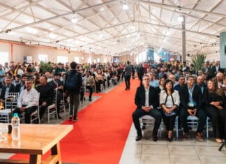 Más de 2.000 personas en busca de oportunidades en el Rawson Nexo Minero